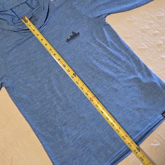 Patagonia Capilene Cool Hoodie, Size Small - Picture 8 of 8